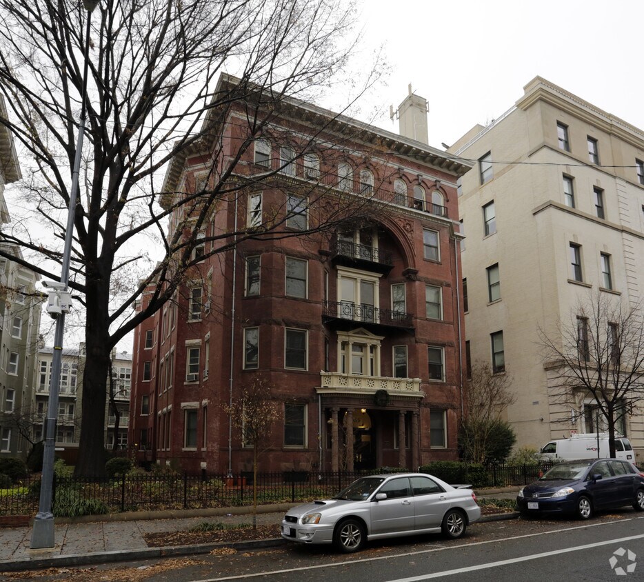Primary Photo - 1419 R St NW