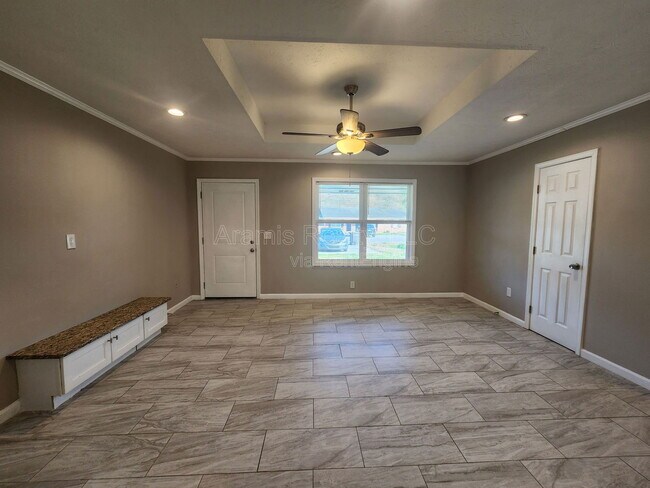 Foto del edificio - 24 Paige St