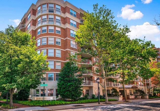 1200 Braddock Place - 1200 Braddock Pl