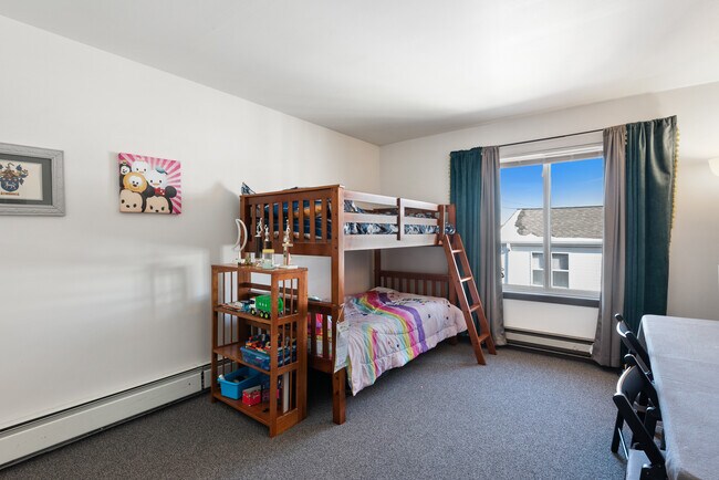 Foto del edificio - 7900 Harwood Ave