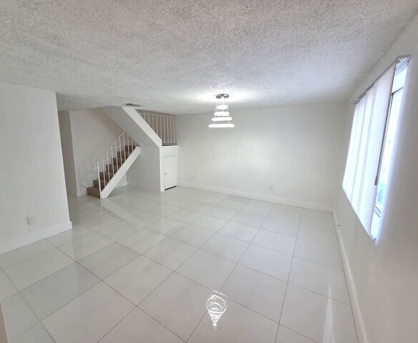 Foto del edificio - 22114 SW 103rd Ave