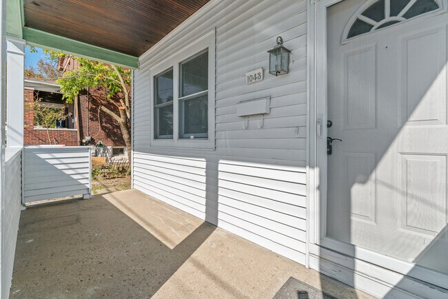 Building Photo - 1043 Mt Oliver St