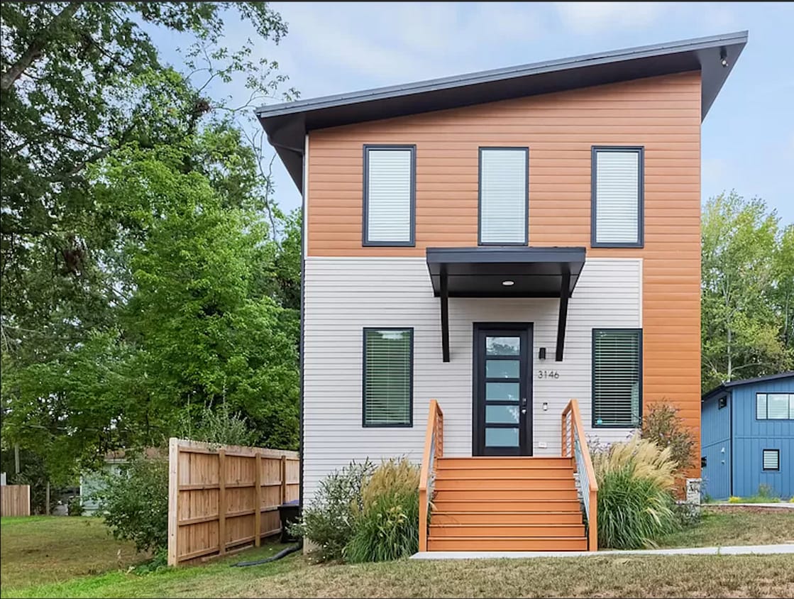 Foto principal - 3146 Rowena Ave