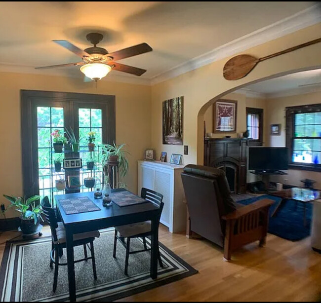 dining room - 3604 Oakdale Ave N