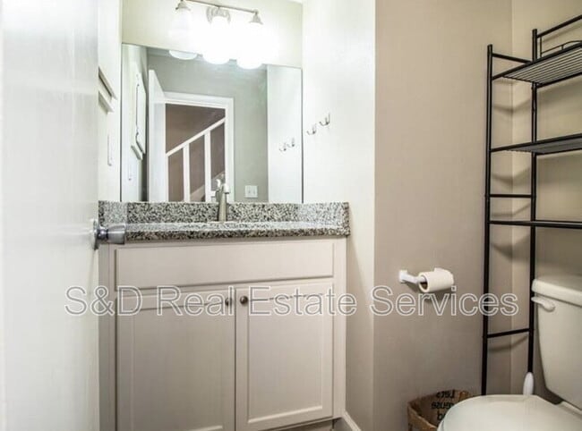 Foto del edificio - 3542 Raintree Ct