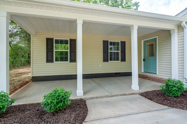 Building Photo - 185 Garden Ln