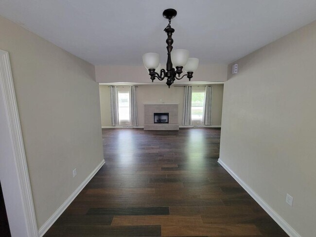 Foto del edificio - 3771 Bruneal St