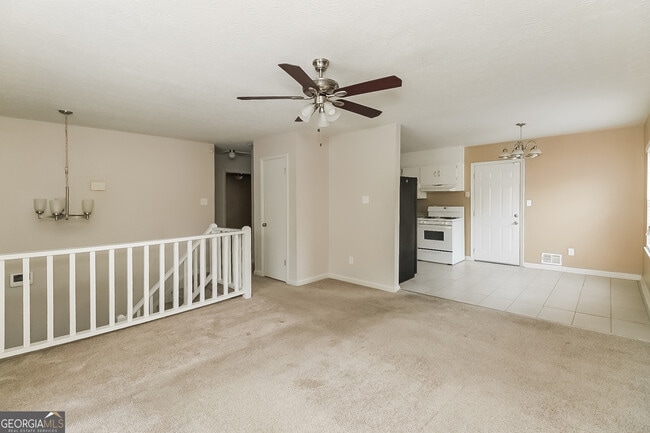 Foto del edificio - 7025 Winkfield Pl