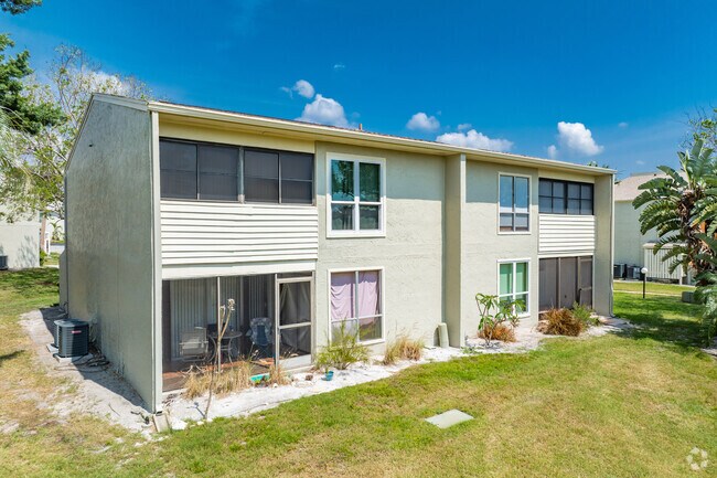 1-700 Windrush Bay Dr Tarpon Springs, FL - Windrush Bay Condominiums