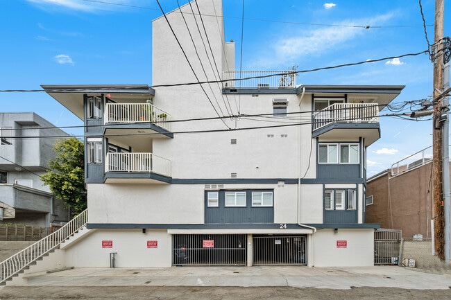 Foto del edificio - 24 Westwind St