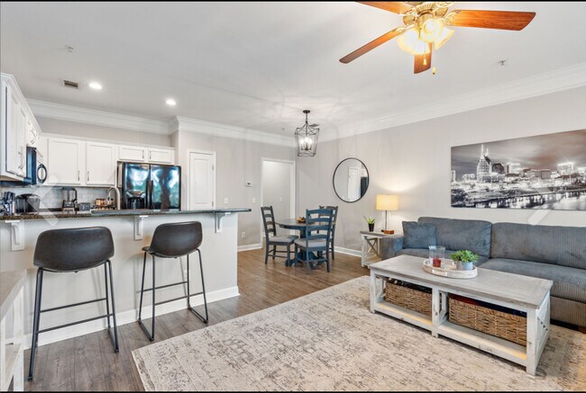 Foto del edificio - 2310 Elliott Ave