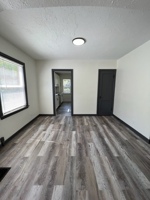 Building Photo - 1073 Fairwood Ave