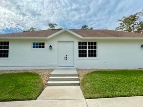 Building Photo - 6171 Lancewood Way