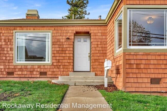 Building Photo - 2 br, 1 bath House - 930 SAN FELIPE AVE.