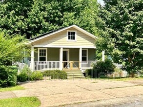 Building Photo - 130 Warren Haynes Dr