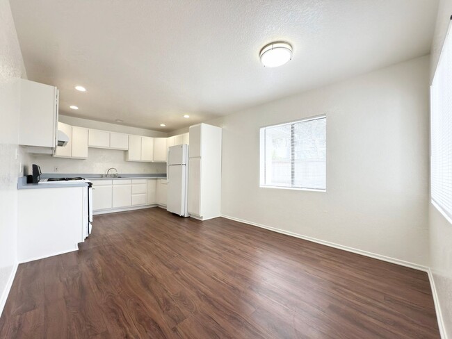 Building Photo - Spacious Lower Level w/ Yard and Garage!