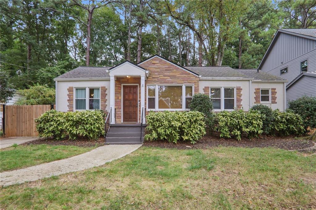 Primary Photo - 1059 Briar Vista Terrace NE