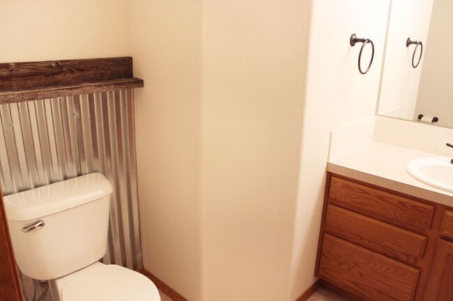 Building Photo - 2357 Forsythia Ct