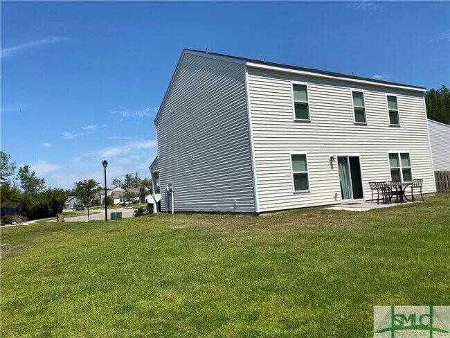 Building Photo - 654 Hogan Dr