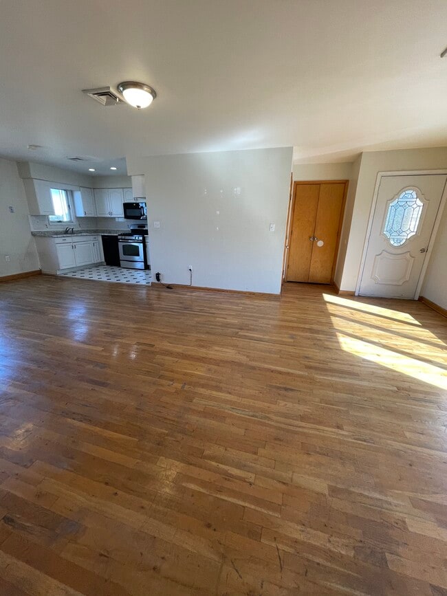 Foto del edificio - 3119 Liberty Ave