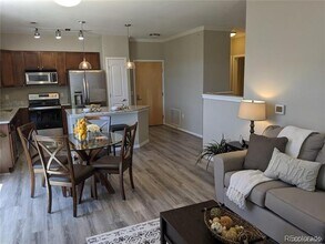 Building Photo - 10176 Park Meadows Dr