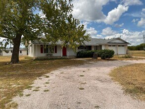 Building Photo - 3442 N U.S. Hwy 281