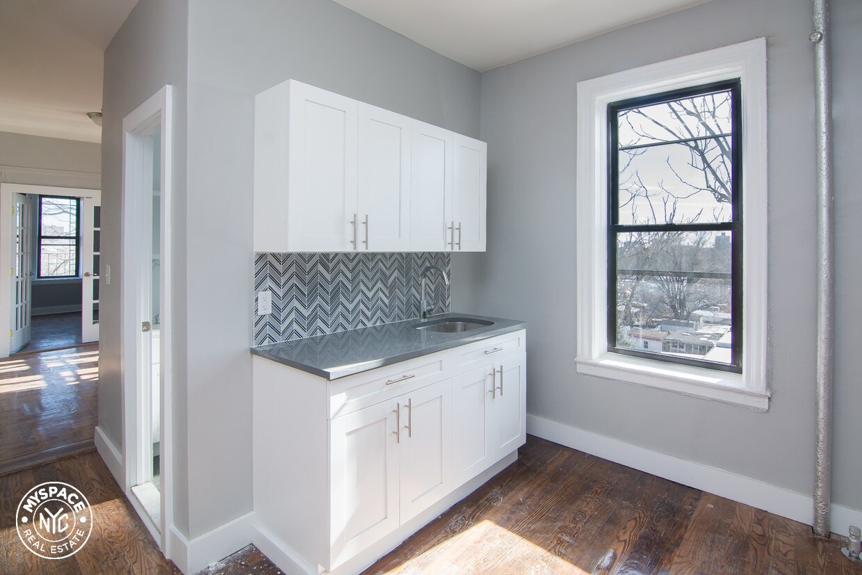 Foto principal - 509 Saratoga Ave