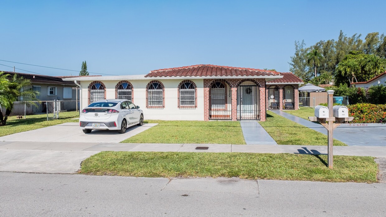 Photo - 1020 SW 84th Ave (Miami, FL)