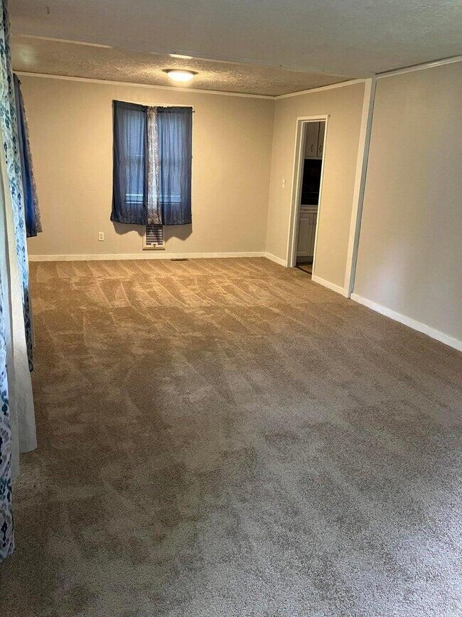 Foto del edificio - 2490 Coleman Ave