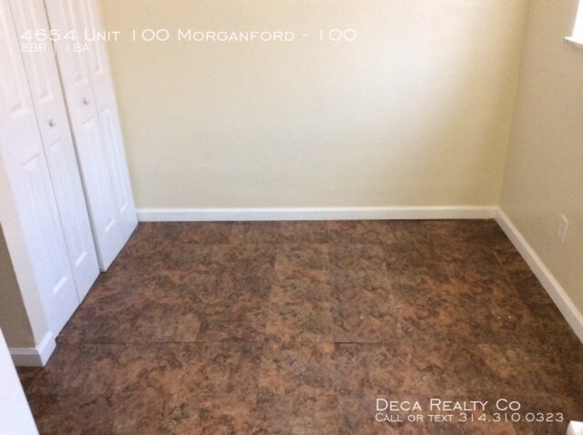 Building Photo - 2 Bedroom Apartment
