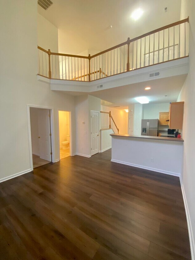 Foto principal - 3BR/2.5BA Townhouse in Ballantyne