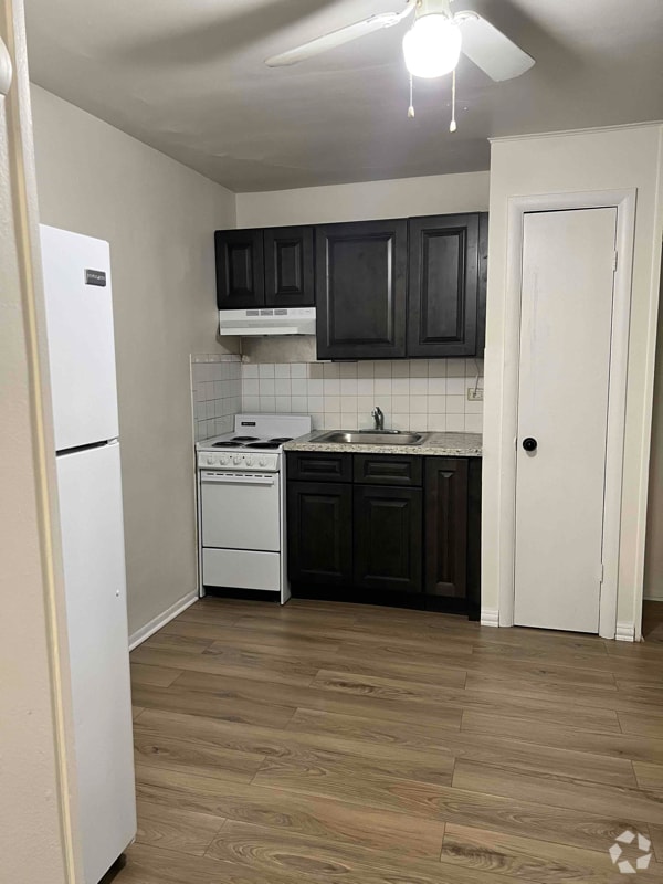 Hillside Gardens Apartments under 3,000 Hillside, IL 1 Rentals