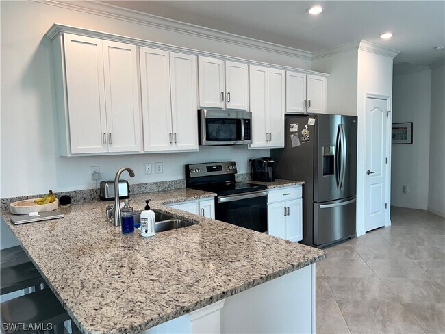 Building Photo - 4324 Lemongrass Dr