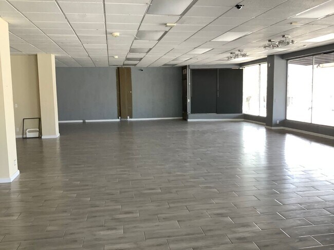 Building Photo - 66523 Pierson Blvd