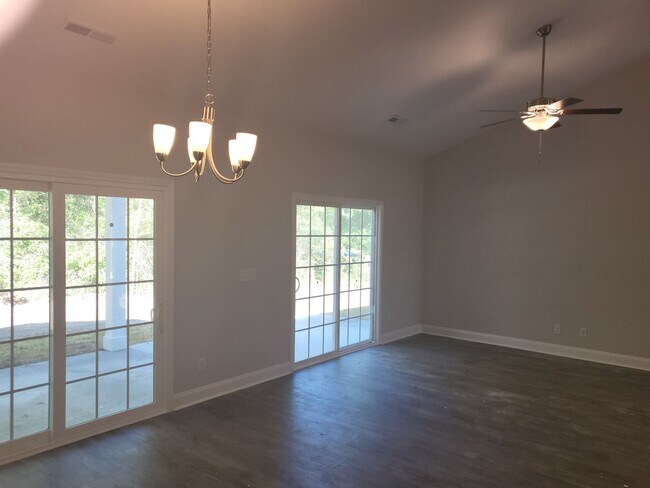 Foto del edificio - Nice 3 bedroom/2 bath home in Longs