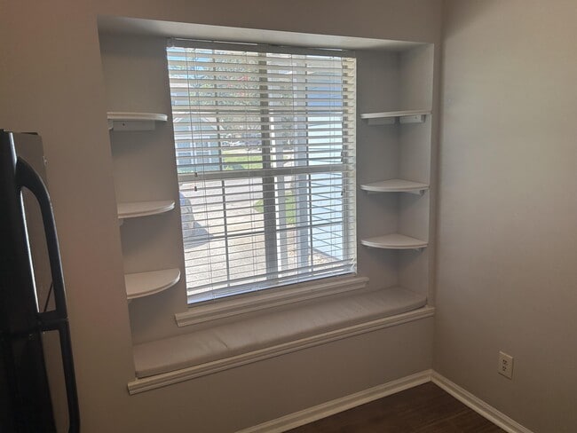 Foto del edificio - 105 Browns Ridge Ln