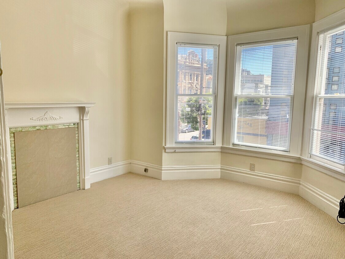 Foto principal - 1563 Powell St