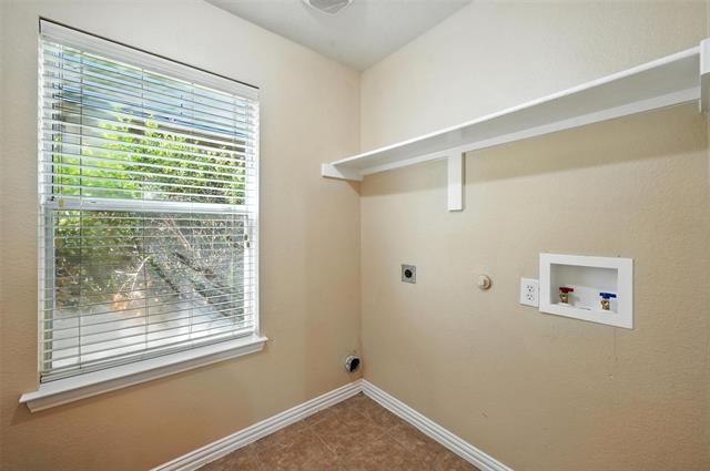 Foto del edificio - 224 Bluefinch Dr