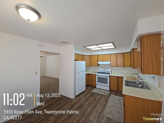 Foto del edificio - 3 Bedroom 1 Bath Coming Soon!