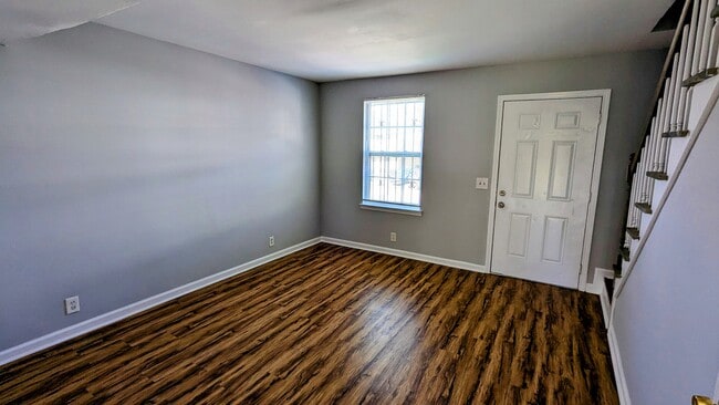Building Photo - 2548 Highland Trace Dr