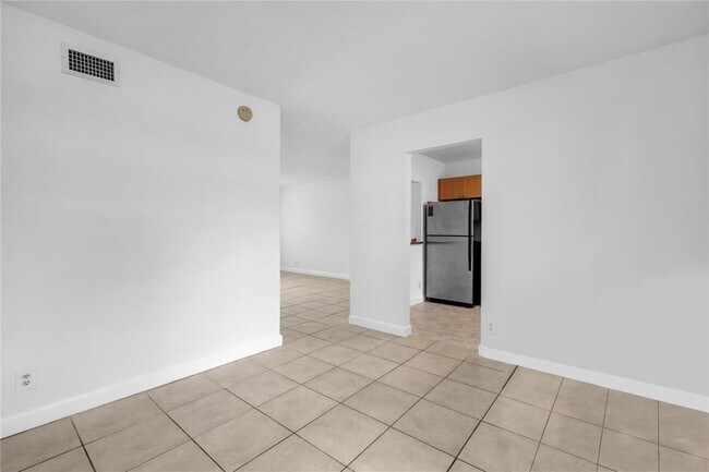 Foto del edificio - 4729 NW 9th Dr