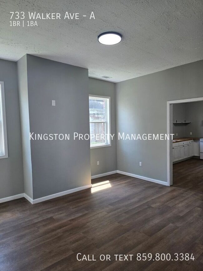 Building Photo - 733 Walker Ave