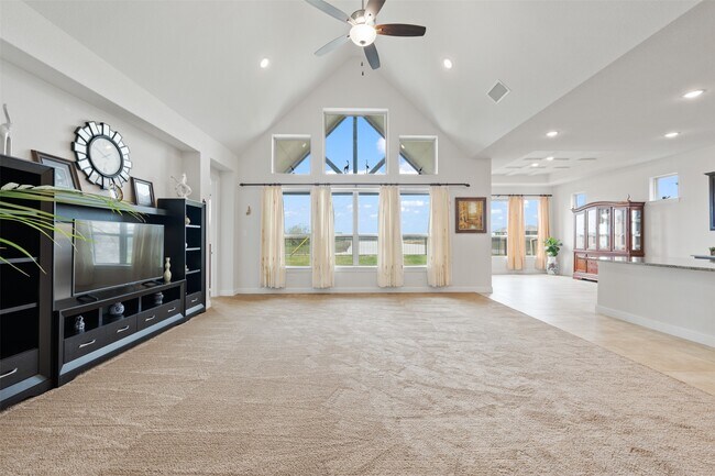 Foto del edificio - 6007 Marsh Lk Ct