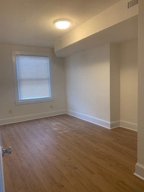 Building Photo - 318 E University Pky