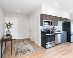 Building Photo - Redband Apartments