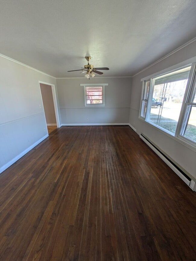 Foto del edificio - 3BD/1.5BA Duplex in Morganton, NC
