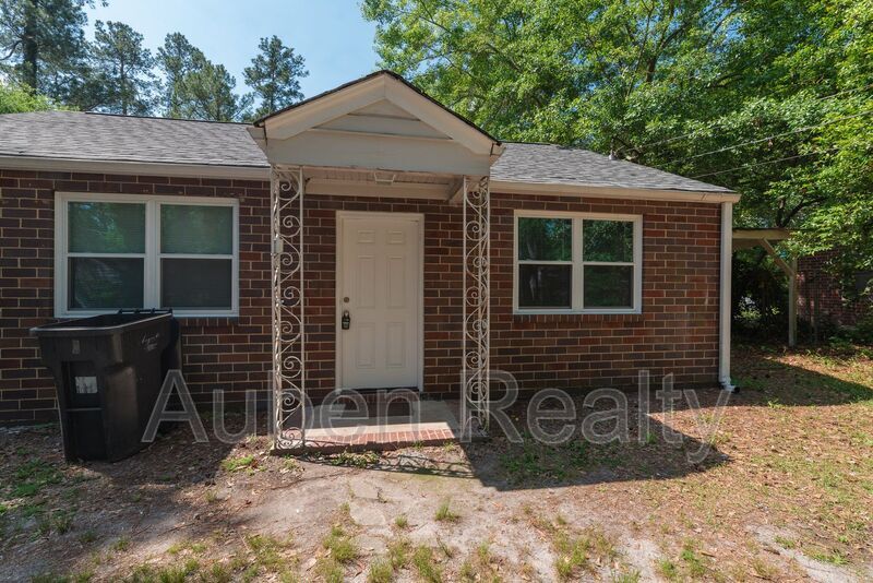 Primary Photo - 2202 Roosevelt Dr