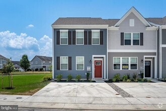 Building Photo - 1408 SUGARPLUM Ln