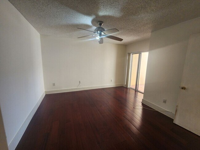 Foto del edificio - 11810 SW 80th St