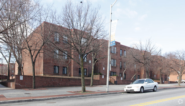 Foto del edificio - Upton Courts